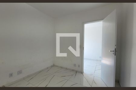 Quarto de apartamento à venda com 2 quartos, 64m² em Jardim Cristiane, Santo André