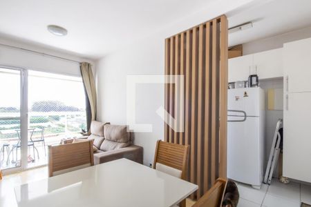 Sala de apartamento à venda com 2 quartos, 60m² em Vila Osasco, Osasco