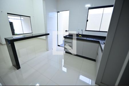 Cozinha de casa para alugar com 3 quartos, 100m² em Jardim Presidente, Goiânia