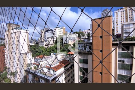 Quarto 2 de apartamento à venda com 3 quartos, 98m² em Santo Antônio, Belo Horizonte