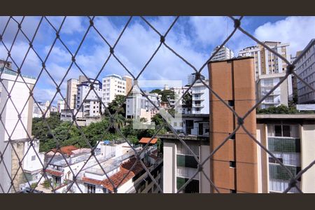 Quarto de apartamento à venda com 3 quartos, 98m² em Santo Antônio, Belo Horizonte