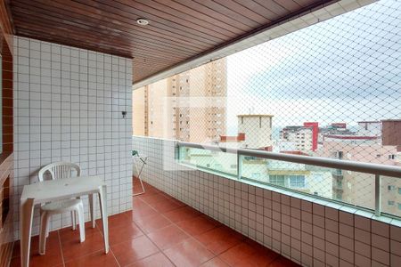 Sacada de apartamento para alugar com 3 quartos, 100m² em Guilhermina, Praia Grande