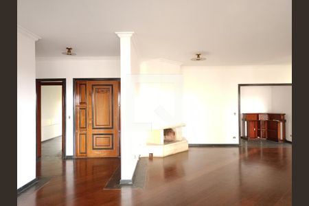 Sala de apartamento à venda com 3 quartos, 213m² em Vila Suzana, São Paulo