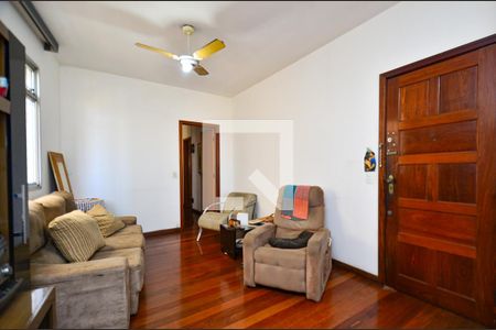 Sala de estar de apartamento para alugar com 3 quartos, 95m² em Santa Tereza, Belo Horizonte