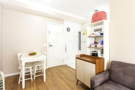 Apartamento à venda com 2 quartos, 60m² em Jardim Umuarama, São Paulo