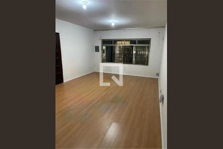 Casa à venda com 3 quartos, 140m² em Vila Santo Estefano, São Paulo