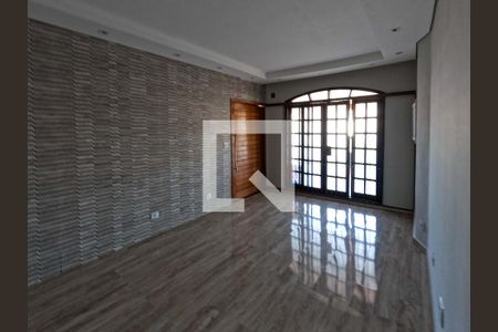 Sala de casa para alugar com 3 quartos, 174m² em Vila Bancaria Munhoz, São Paulo