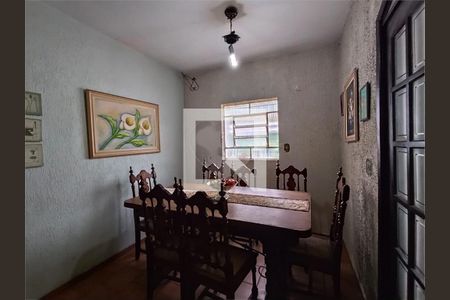 Casa à venda com 5 quartos, 230m² em Jardim Jucara, Taboão da Serra