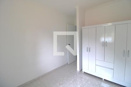 Quarto 2 de apartamento para alugar com 2 quartos, 60m² em Jardim Sabara, São Paulo