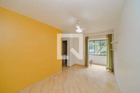 Sala de apartamento para alugar com 2 quartos, 54m² em Rubem Berta, Porto Alegre