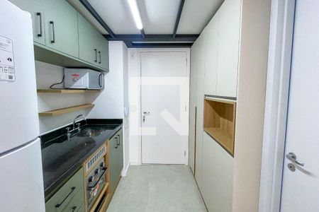 Cozinha de kitnet/studio para alugar com 1 quarto, 23m² em Pinheiros, São Paulo