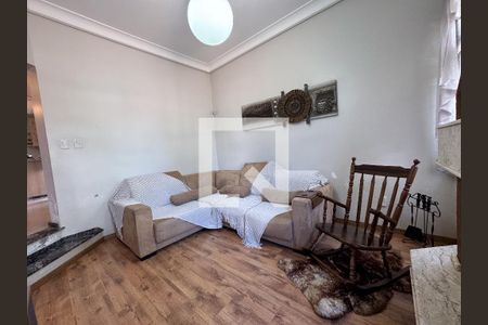 Sala de casa à venda com 5 quartos, 370m² em Scharlau, São Leopoldo