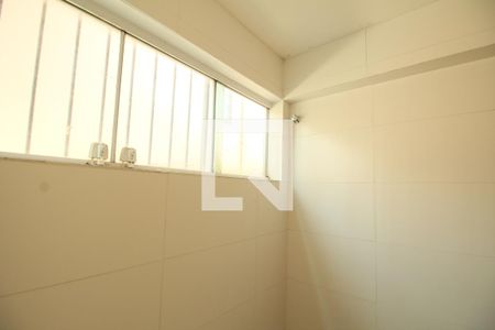 Banheiro de casa para alugar com 1 quarto, 60m² em Vila Sonia, São Paulo