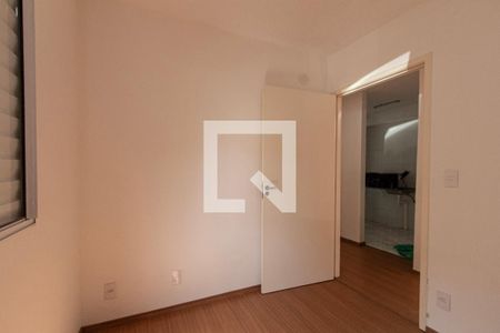 Quarto 1 de apartamento para alugar com 2 quartos, 44m² em Lopes de Oliveira, Sorocaba