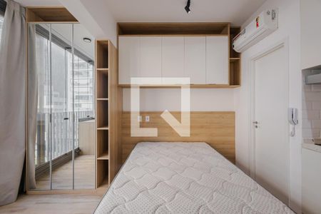 Quarto de kitnet/studio para alugar com 1 quarto, 27m² em Sumarezinho, São Paulo