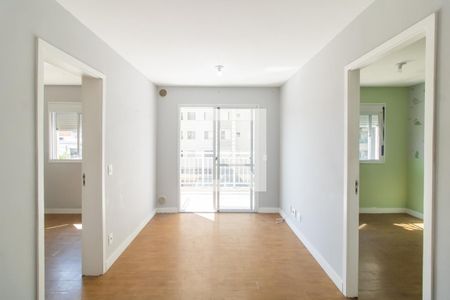 Sala de apartamento para alugar com 2 quartos, 47m² em Jardim Santa Teresinha, São Paulo