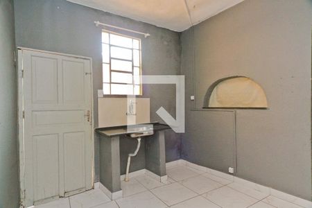 Cozinha de casa para alugar com 1 quarto, 30m² em Vila Guedes, São Paulo