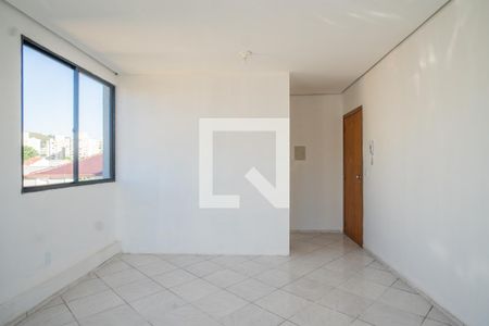 Sala/Quarto de apartamento para alugar com 1 quarto, 42m² em Teresópolis, Porto Alegre