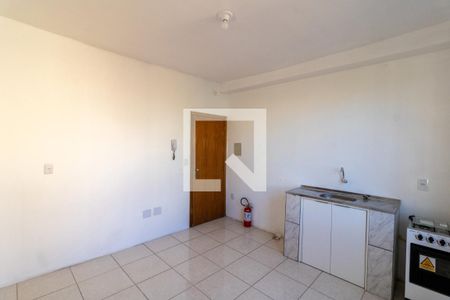 Sala/Cozinha de apartamento para alugar com 1 quarto, 35m² em Teresópolis, Porto Alegre