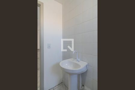 Banheiro de apartamento para alugar com 1 quarto, 50m² em Teresópolis, Porto Alegre