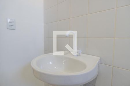 Banheiro de apartamento para alugar com 1 quarto, 50m² em Teresópolis, Porto Alegre