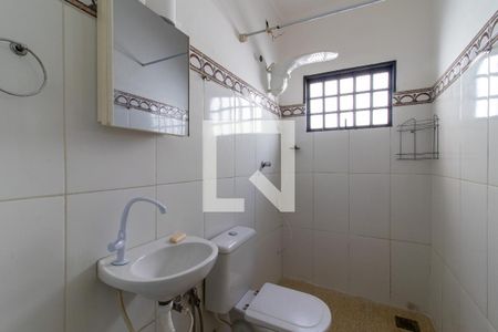 Banheiro de casa para alugar com 1 quarto, 60m² em Vila Rossi Borghi E Siqueira, Campinas