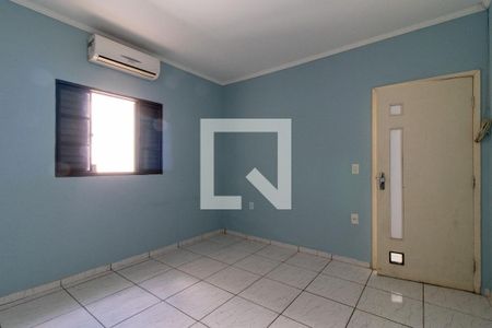 Quarto de casa para alugar com 1 quarto, 60m² em Vila Rossi Borghi E Siqueira, Campinas