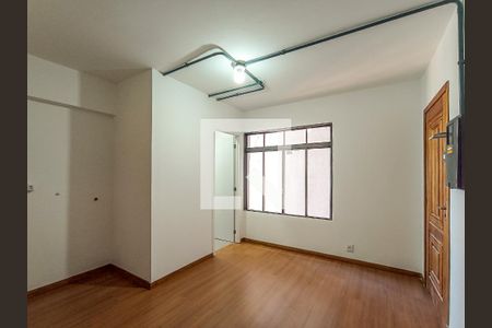 Apartamento para alugar com 50m², 1 quarto e sem vagaSala