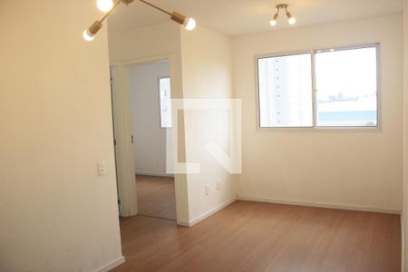 Sala de apartamento para alugar com 2 quartos, 42m² em Vila Nova Bonsucesso, Guarulhos