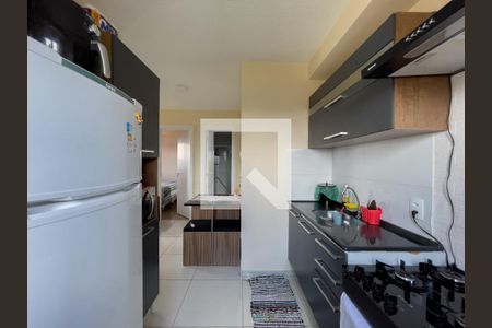 Cozinha e Área de Serviço de apartamento para alugar com 2 quartos, 39m² em Guaianases, São Paulo