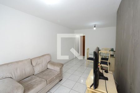 Sala de apartamento para alugar com 3 quartos, 70m² em Vila Sofia, São Paulo