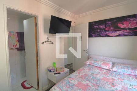 Suíte de apartamento à venda com 3 quartos, 70m² em Jardim Ubirajara, São Paulo