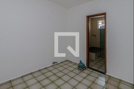 hall íntimo de casa para alugar com 3 quartos, 172m² em Vila Santo Estefano, São Paulo