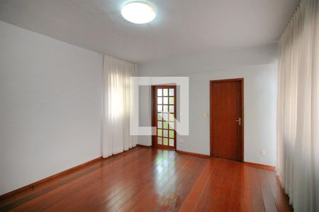 Sala de apartamento para alugar com 2 quartos, 83m² em Funcionários, Belo Horizonte