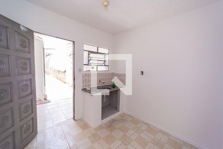 Cozinha de casa para alugar com 1 quarto, 40m² em Vila Paranagua, São Paulo