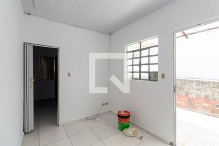 Sala de casa para alugar com 1 quarto, 42m² em Vila Paranagua, São Paulo