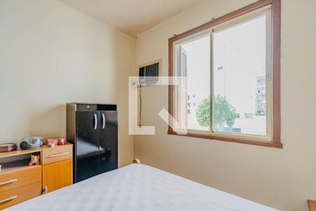 Quarto 2 de apartamento à venda com 2 quartos, 70m² em Partenon, Porto Alegre