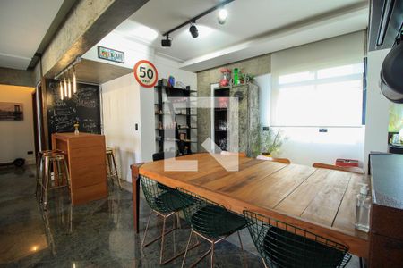 Sala de apartamento à venda com 3 quartos, 155m² em Vila Dom Pedro I, São Paulo