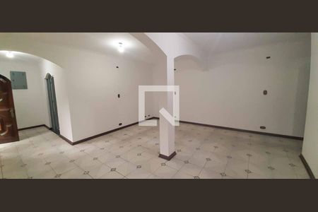 Sala de casa para alugar com 6 quartos, 150m² em Presidente Altino, Osasco