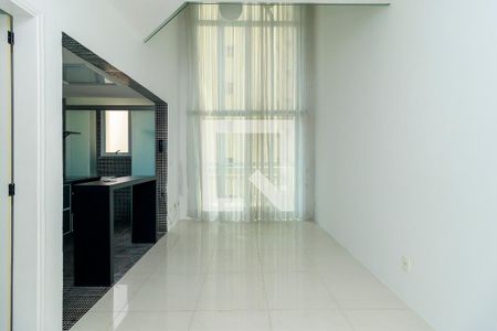 Sala de apartamento para alugar com 1 quarto, 45m² em Campo Belo, São Paulo