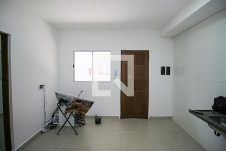 Sala de apartamento para alugar com 2 quartos, 40m² em Vila Taquari, São Paulo