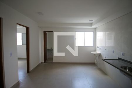 Sala de apartamento para alugar com 2 quartos, 40m² em Vila Taquari, São Paulo