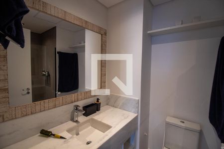 Banheiro de apartamento para alugar com 1 quarto, 37m² em Pinheiros, São Paulo