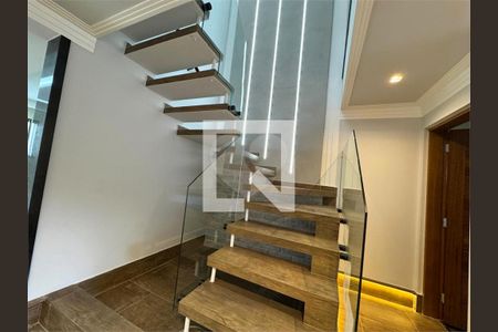 Casa à venda com 3 quartos, 313m² em Vila Barreto, São Paulo