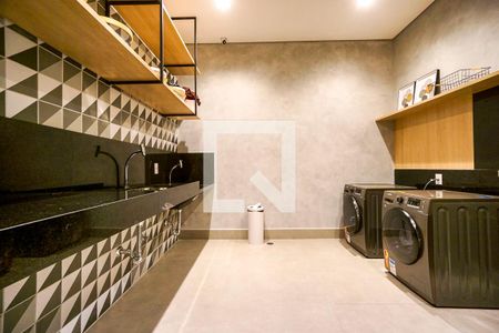 Studio para alugar com 28m², 1 quarto e sem vaga Studio para alugar com 28m², 1 quarto e sem vagaLavanderia