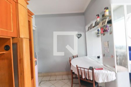 Sala de casa à venda com 5 quartos, 123m² em Bela Vista, Jundiaí