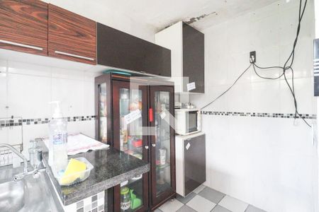 Casa à venda com 123m², 5 quartos e 1 vaga Casa à venda com 123m², 5 quartos e 1 vagaCozinha