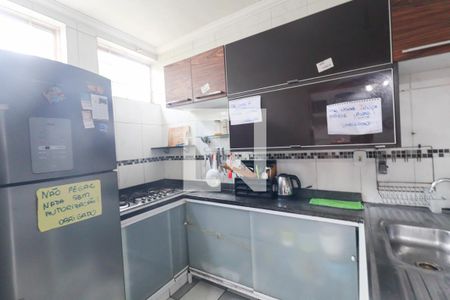 Casa à venda com 123m², 5 quartos e 1 vaga Casa à venda com 123m², 5 quartos e 1 vagaCozinha