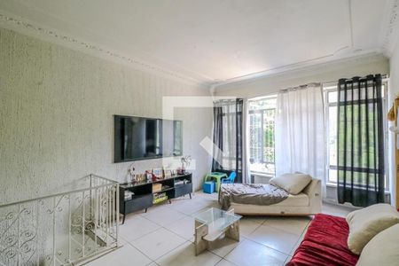 Sala de casa à venda com 3 quartos, 200m² em Piedade, Rio de Janeiro