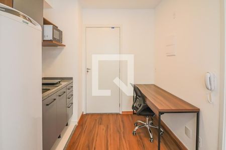 Cozinha de apartamento para alugar com 1 quarto, 24m² em Butantã, São Paulo